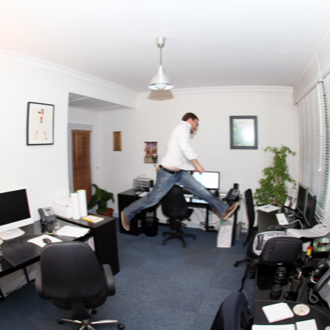 Nicolas dans les bureaux LunaWeb en 2006