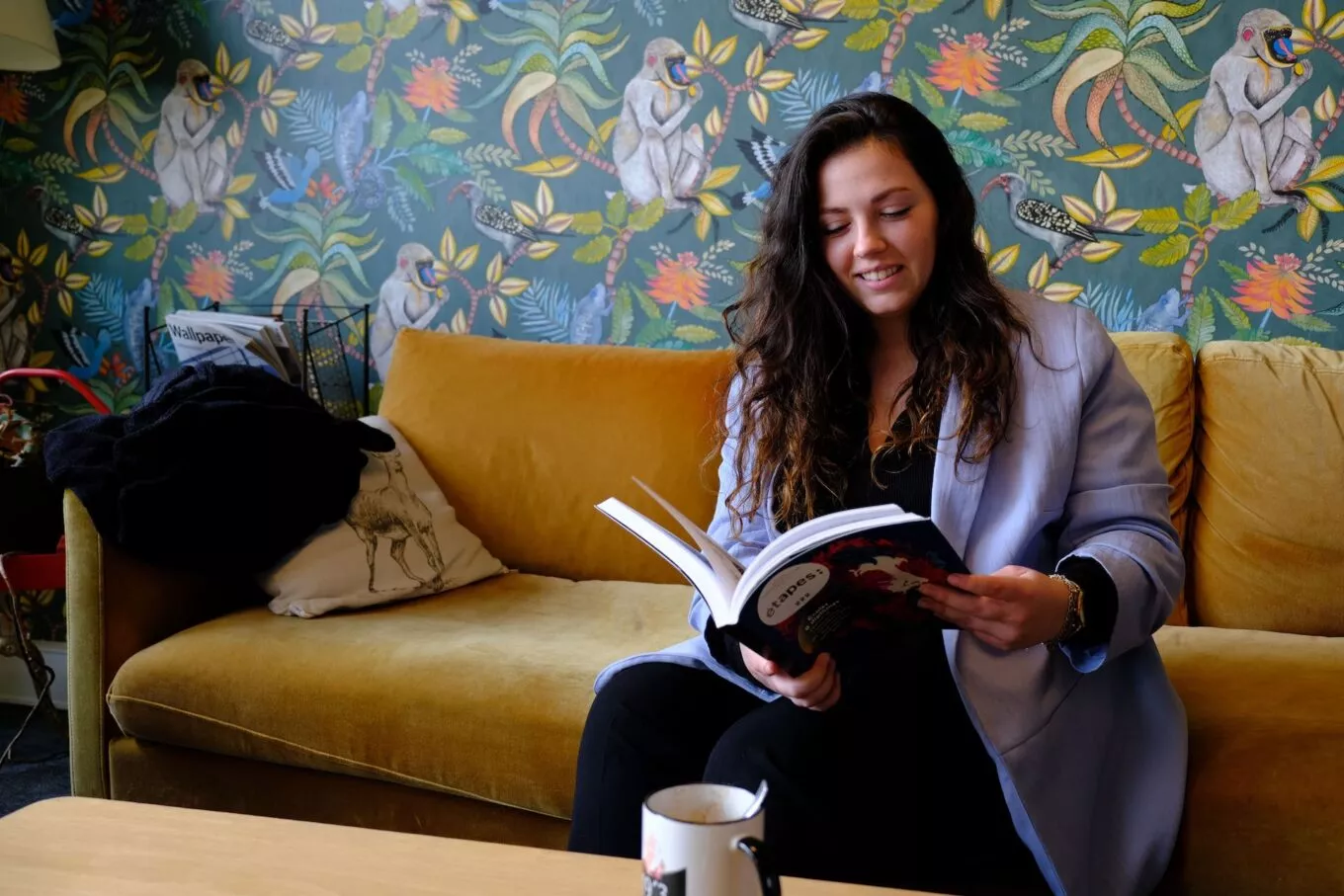 Ynès Chargée de Communication Lunaweb